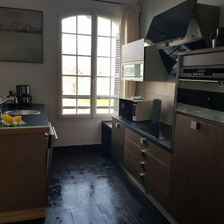 Апартаменти Les Embruns - Le Balcon - 2Eme Etage Довіль Екстер'єр фото